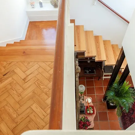 Guest house Parede *